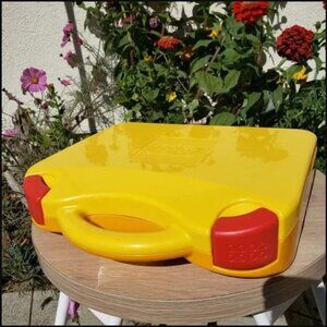 LEGO Yellow Plastic Carrying Carry Case Storage Box Handle Dividers Organizer Or